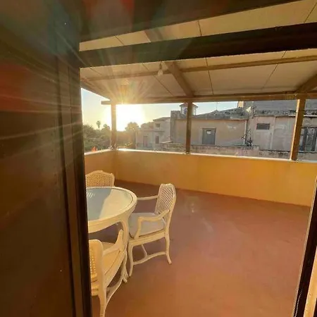 Casa Vacanze Borgo Parrini * Palermo
